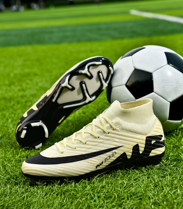 Chuteira Campo Profissional - HyperCore